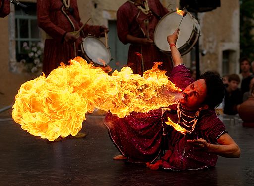 Fire breathing 2 Luc Viatour